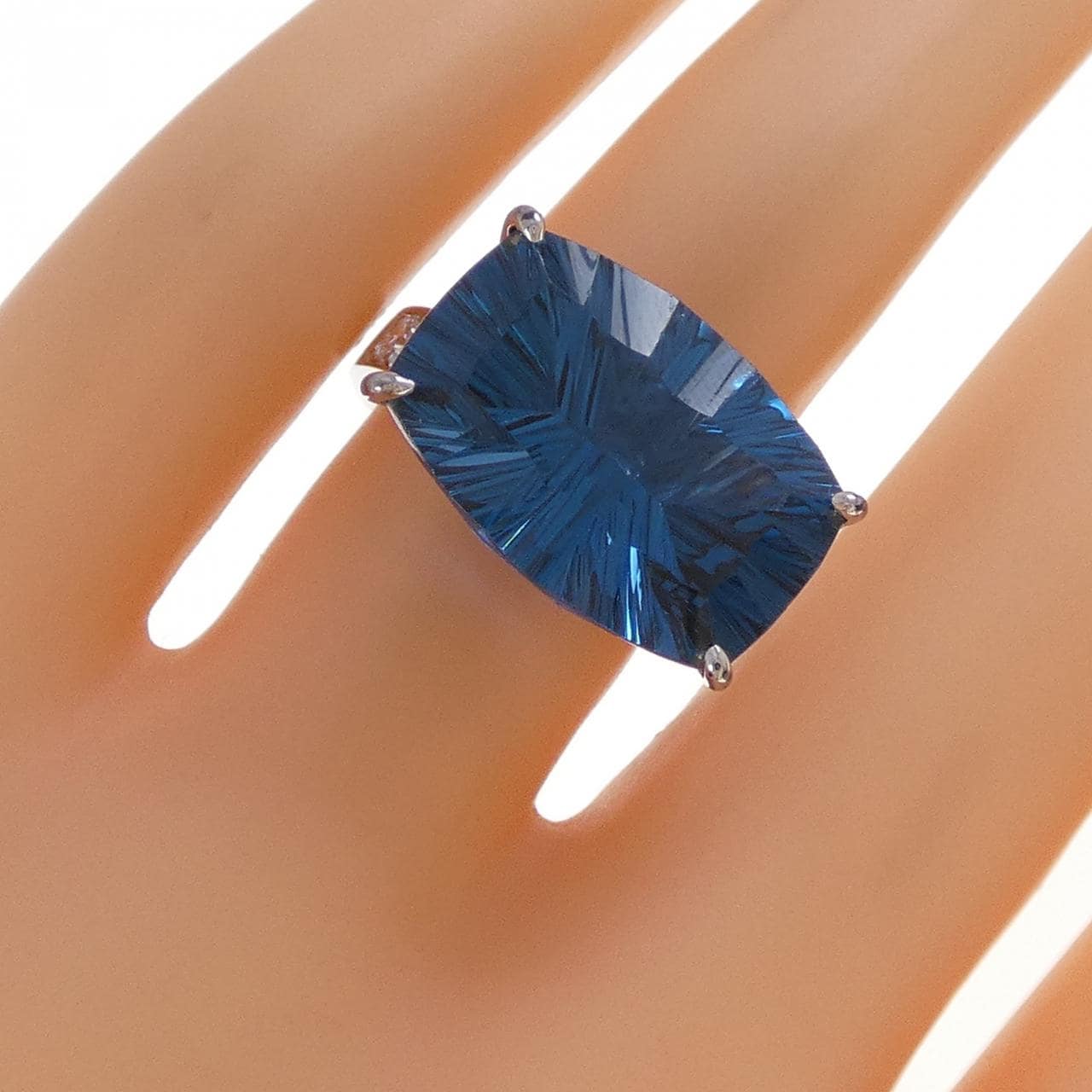 750WG 合成スピネル リング