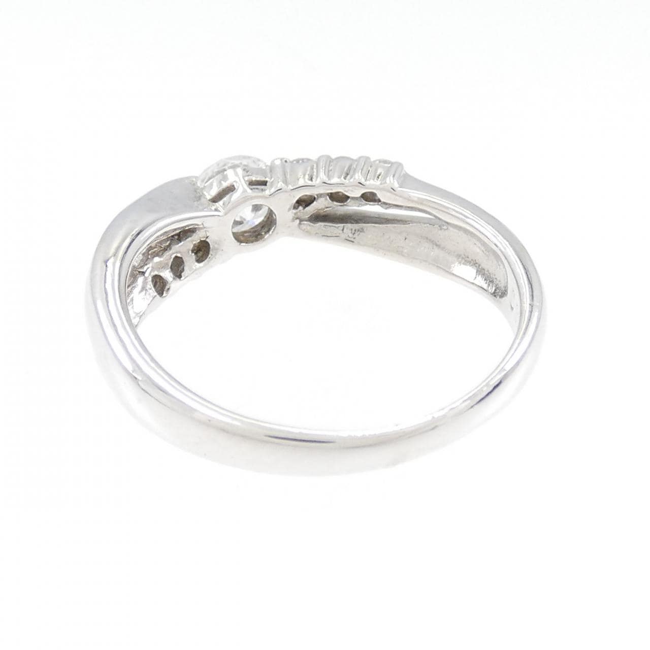 PT900 Diamond Ring 0.319CT