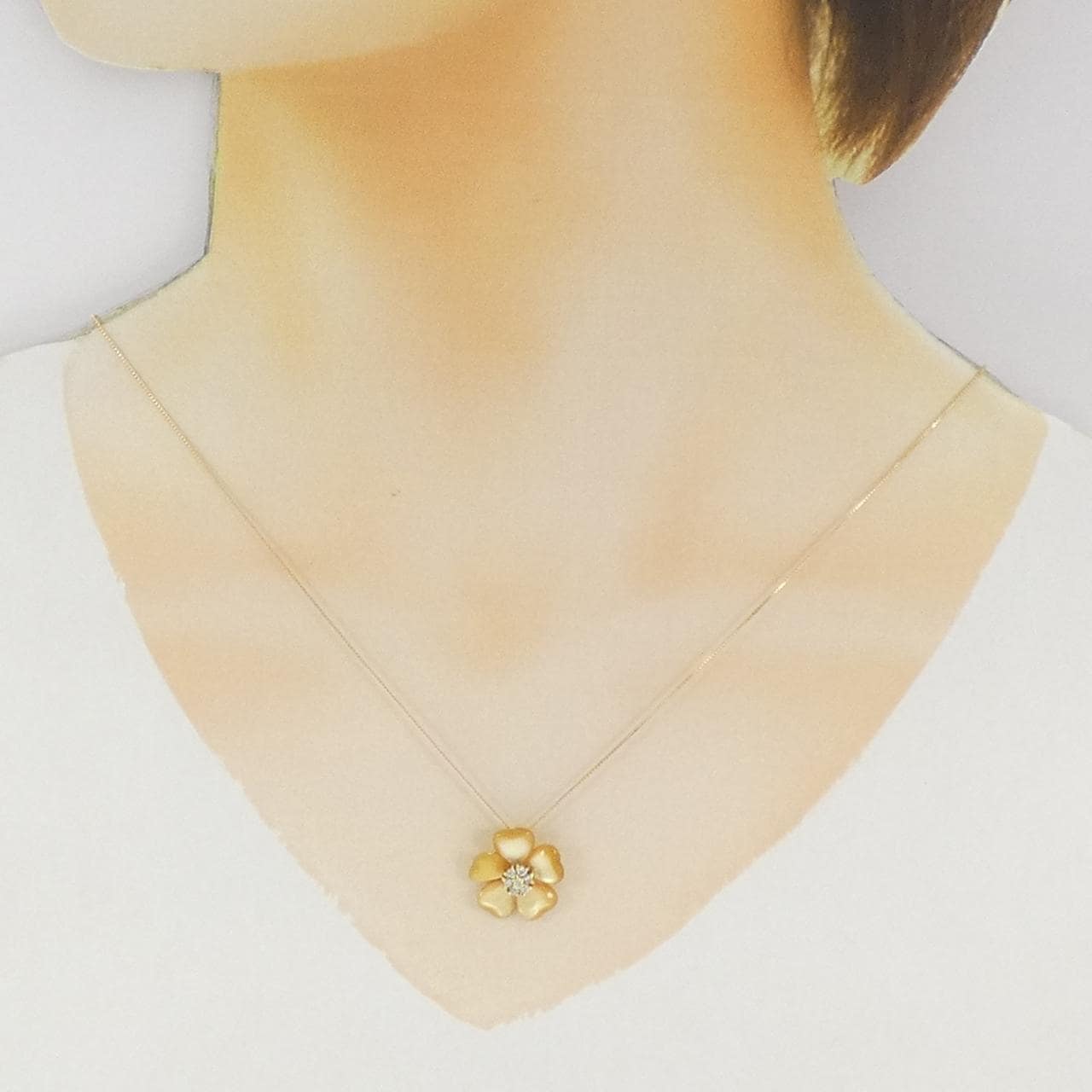 K18YG フラワー マザーオブパール ネックレス