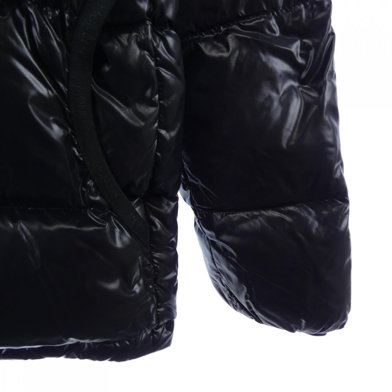 モンクレール MONCLER NEUVIC ダウンジャケット