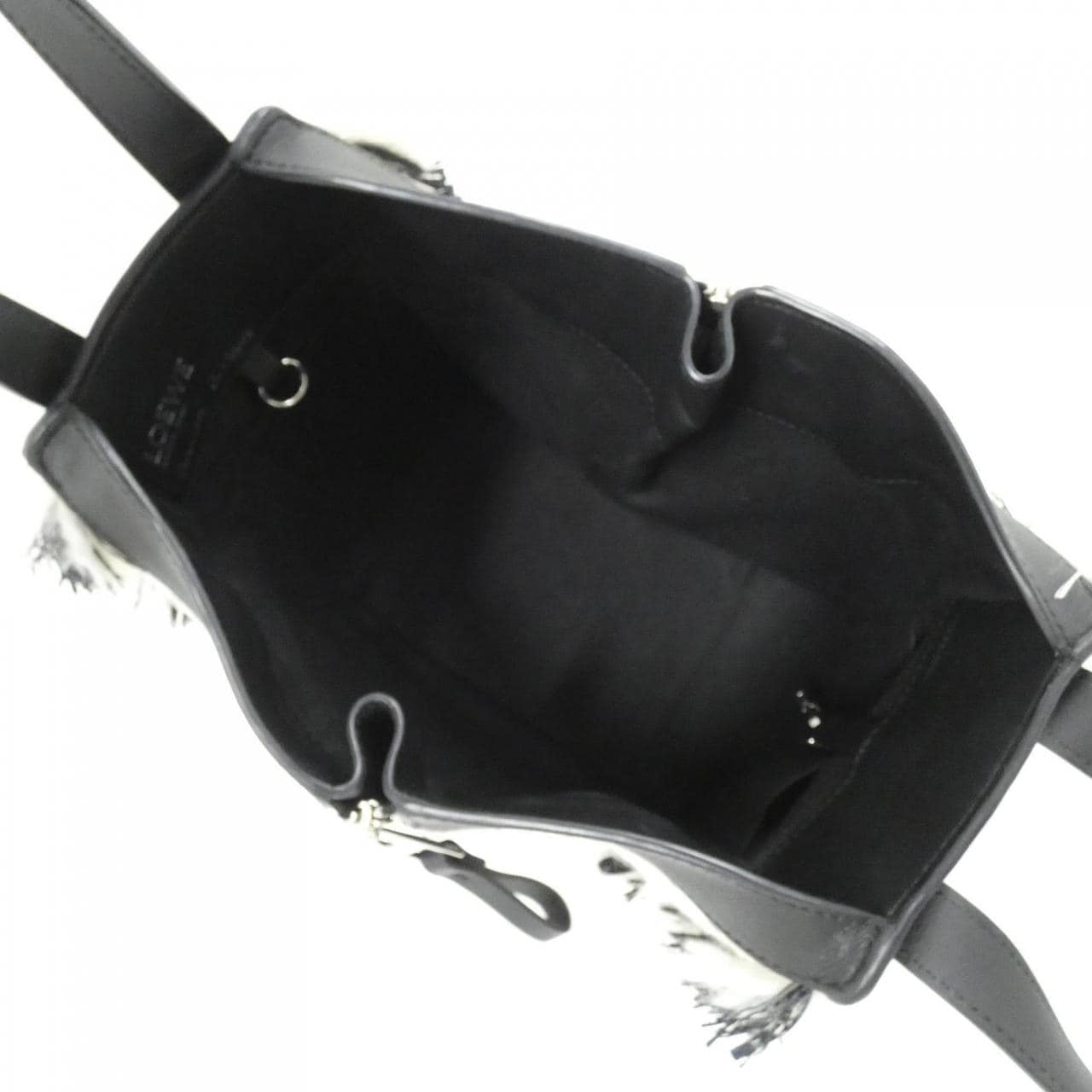 ロエベ HAMMOCK COMPACT FRINGES A538H13X59 ショルダーバッグ