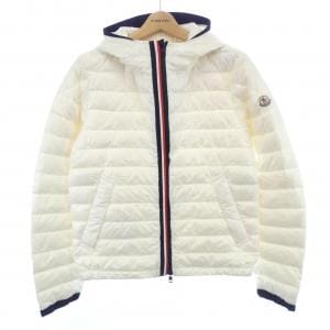 モンクレール MONCLER ダウンジャケット