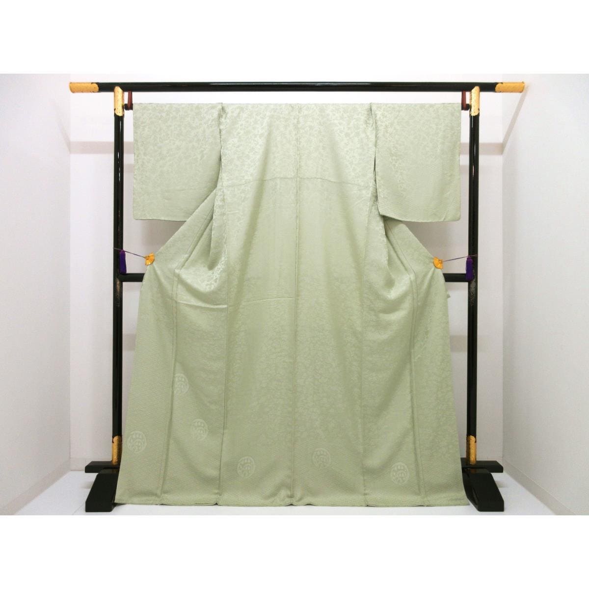 色無地　地紋附下