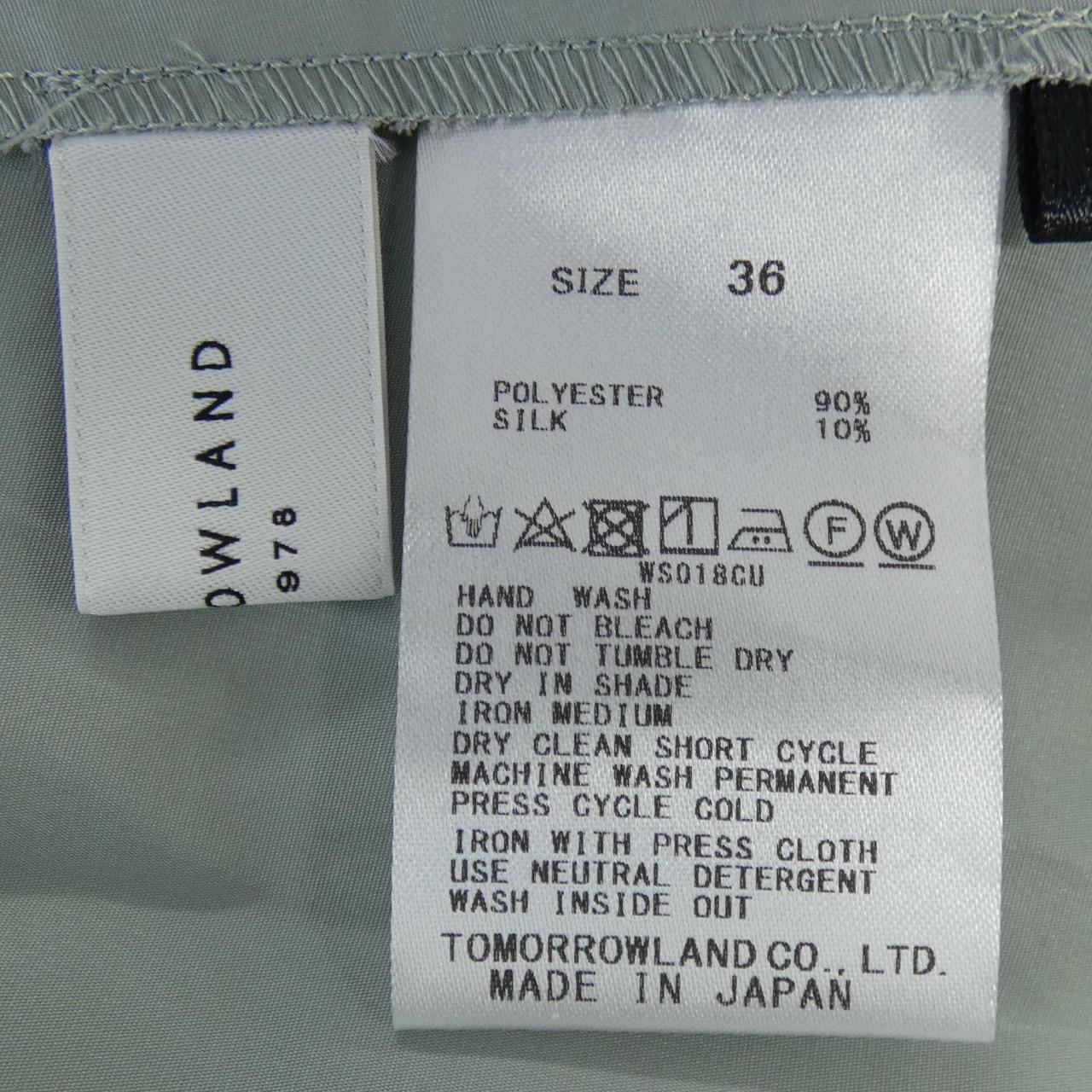 トゥモローランド TOMORROW LAND トップス