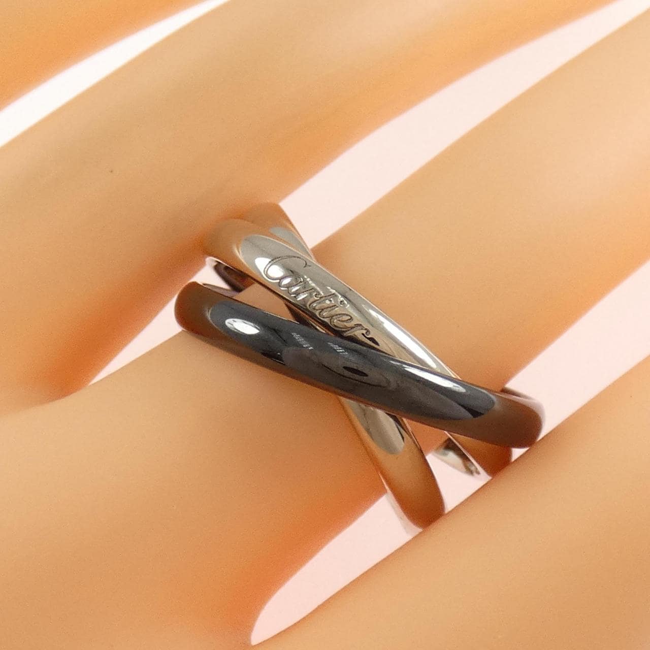 カルティエ トリニティ ブラック&ホワイト リング