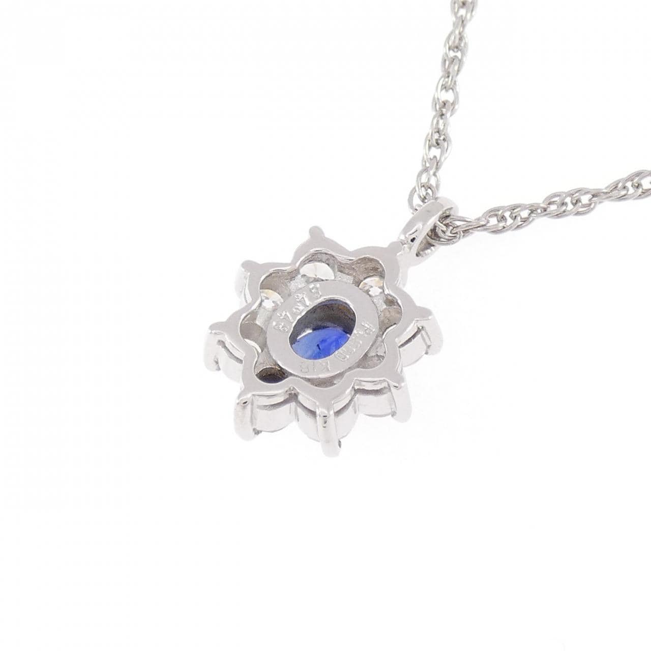 PT900/K18YG/PT850 サファイヤ ネックレス 0.64CT