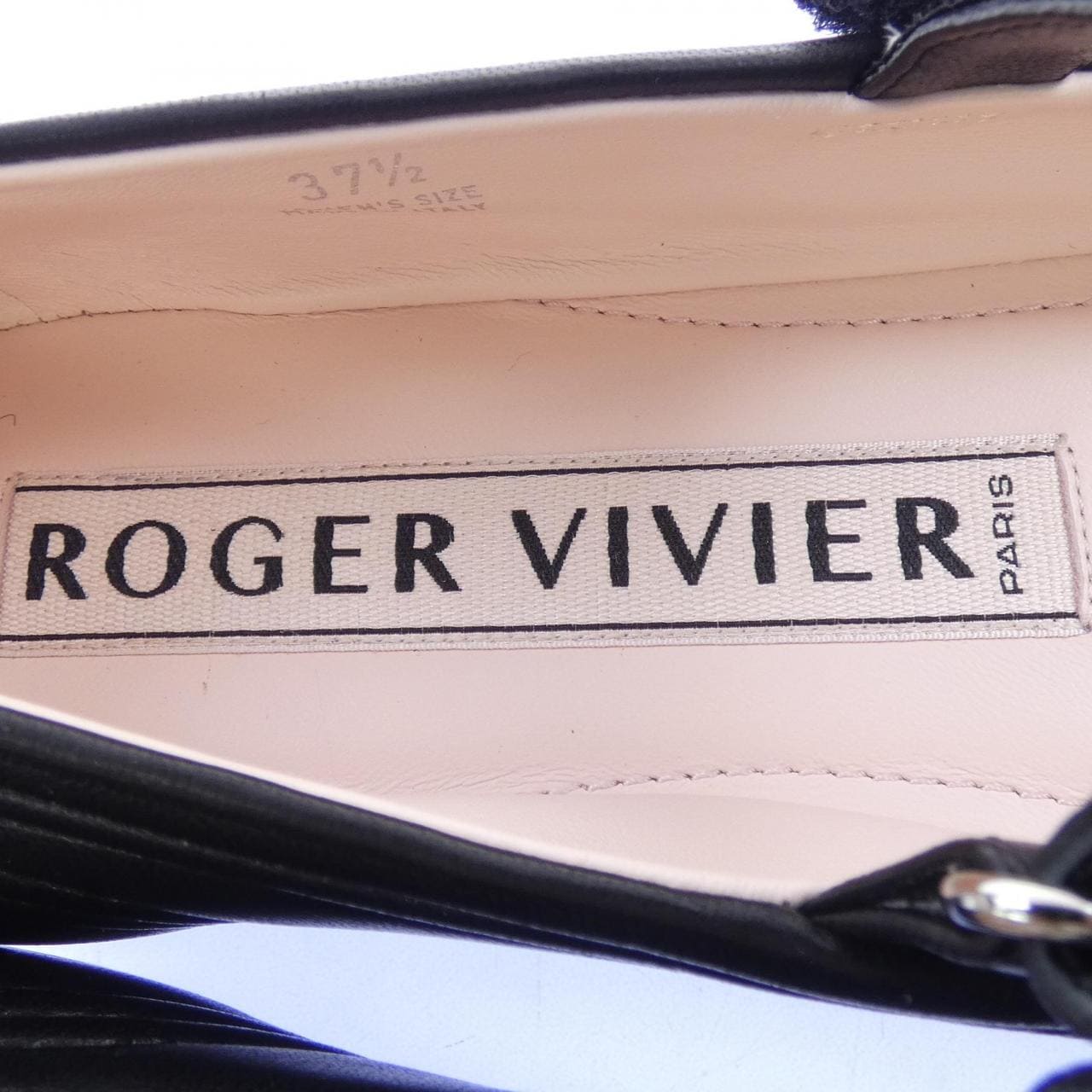 ロジェヴィヴィエ ROGER VIVIER パンプス