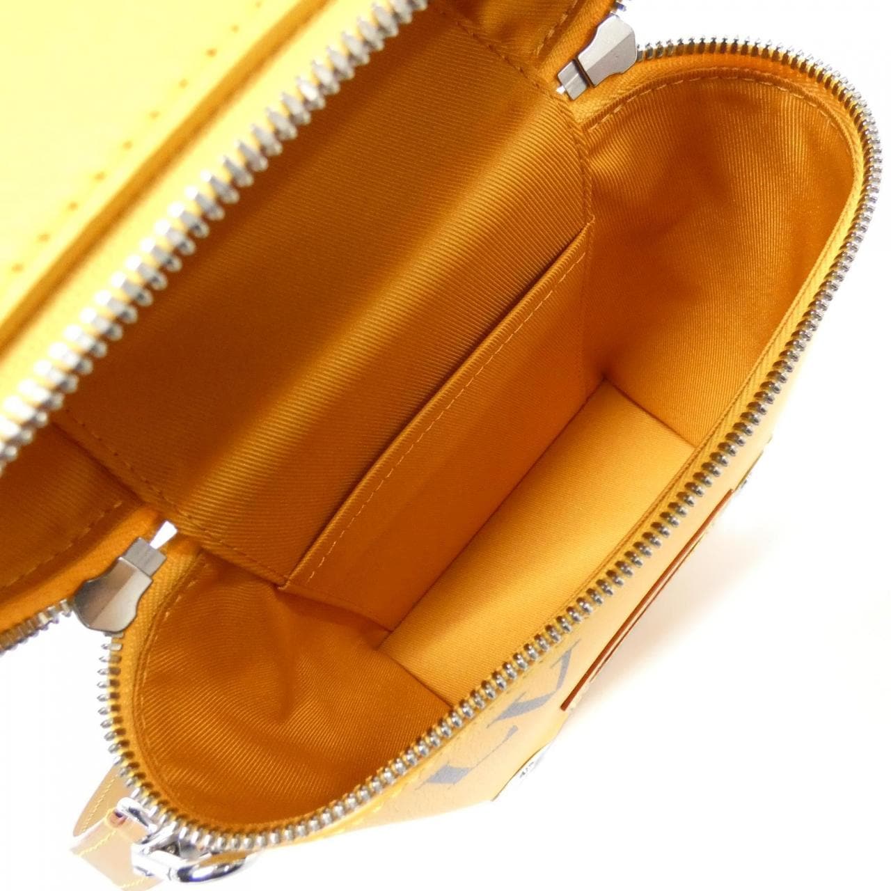 ルイヴィトン ヴェルティカル ボックス トランク M59666 バッグ