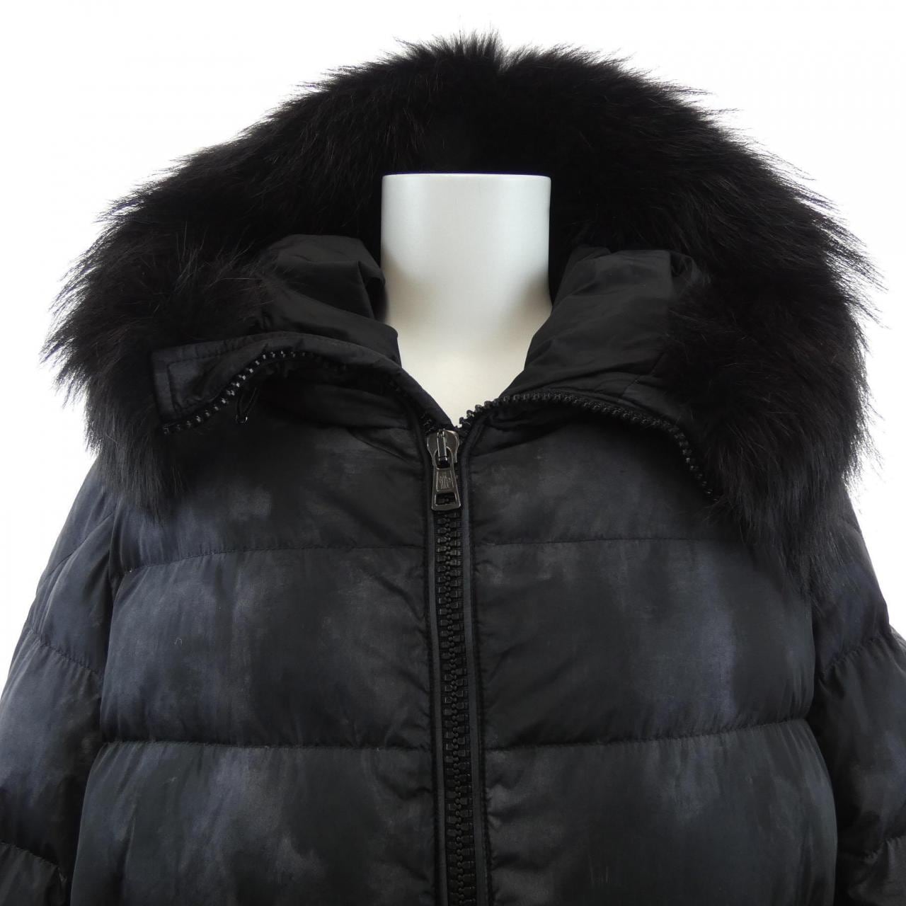 モンクレール MONCLER BYRON ダウンジャケット