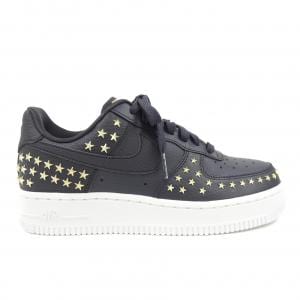 ナイキ NIKE スニーカー