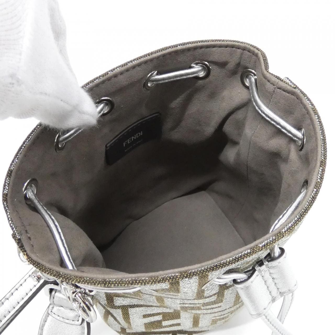 [BRAND NEW] FENDI Mini Mon Tresor 8BS010 APKV Bag