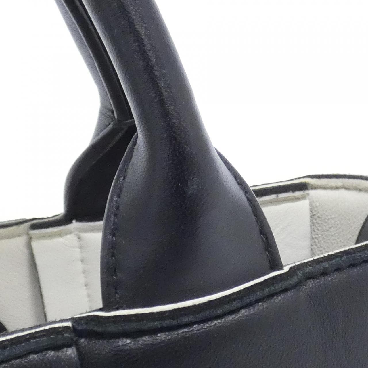 ボッテガヴェネタ 729029 VMAY3 バッグ