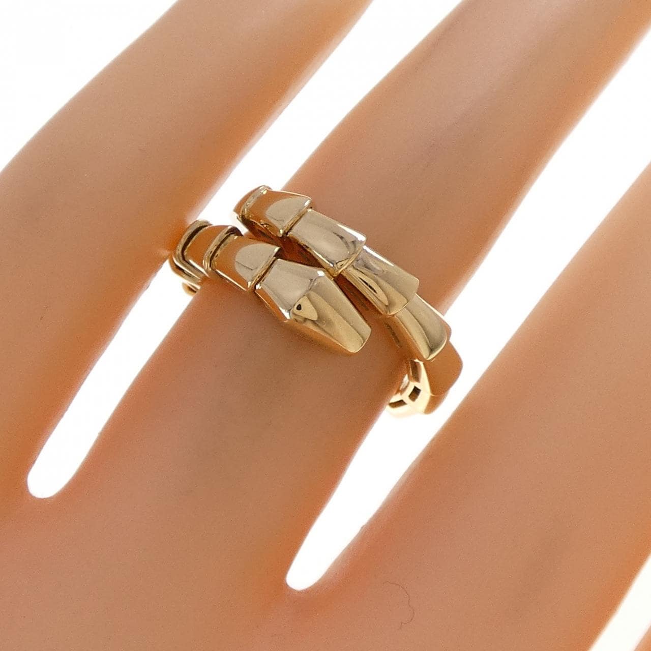 ブルガリ セルペンティ ヴァイパー リング