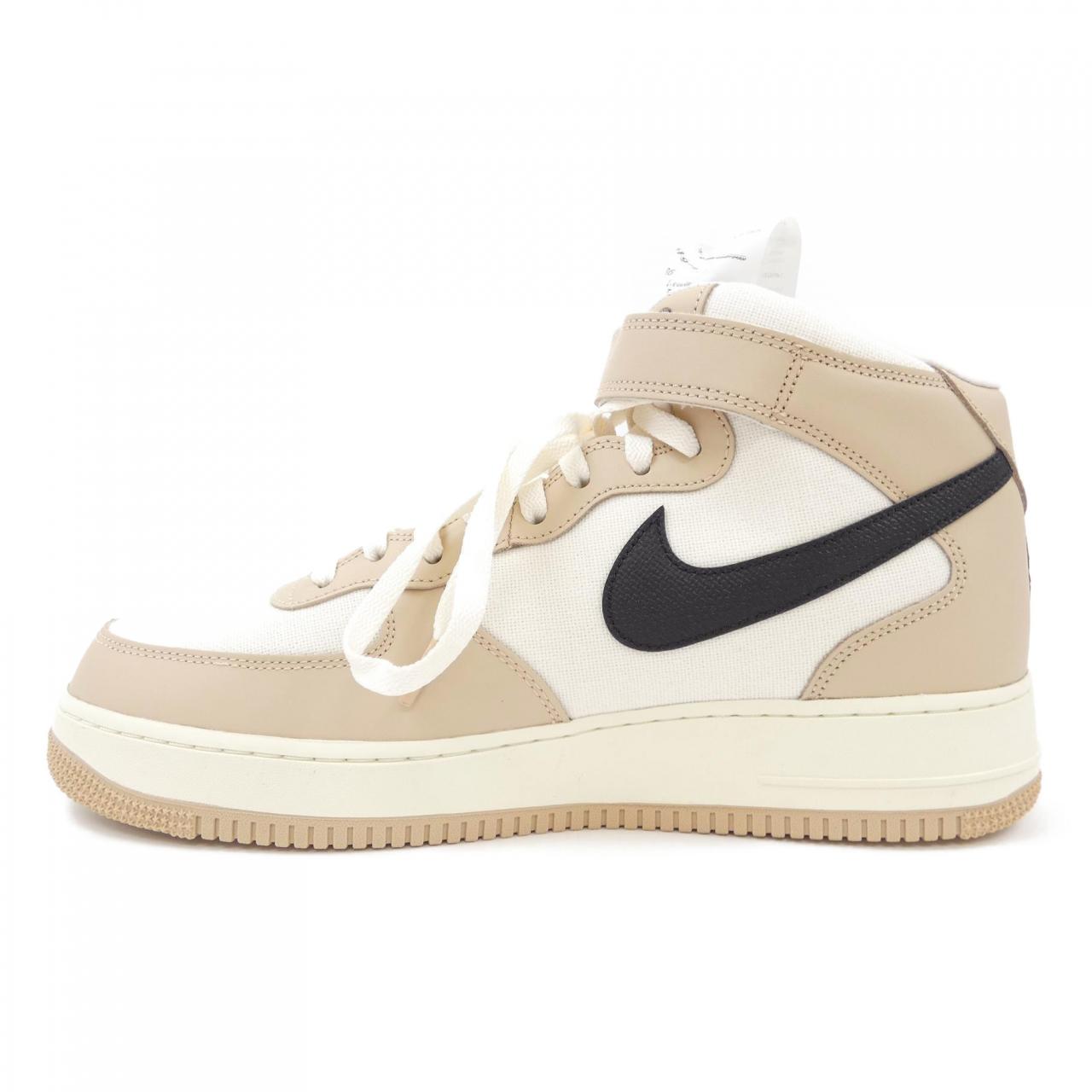 ナイキ NIKE スニーカー