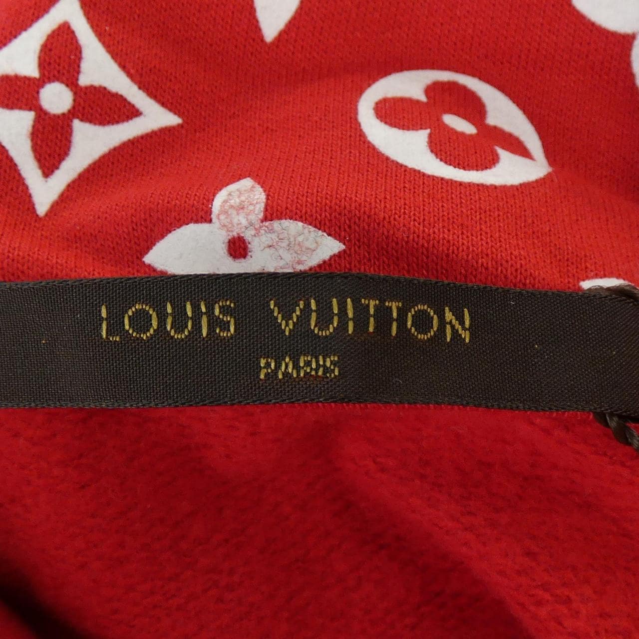 ルイヴィトン LOUIS VUITTON モノグラムボックロゴプルオーバー HDY91WJIU SUPREME パーカー