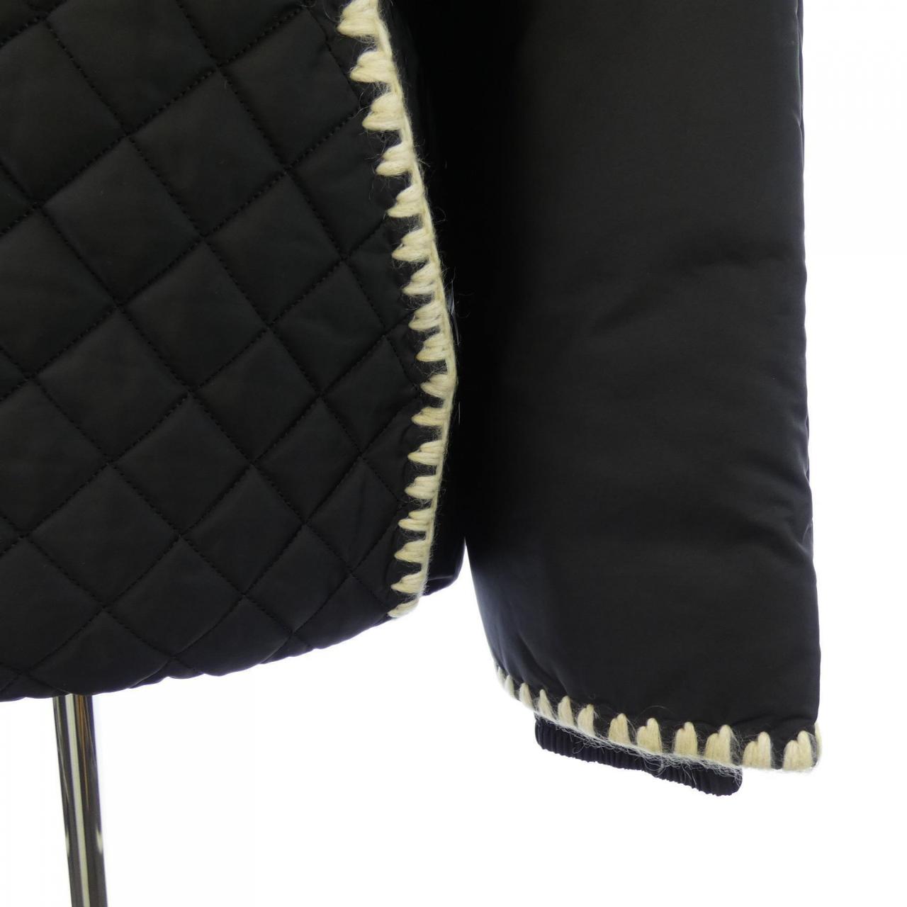 シャネル CHANEL P59435V45266 18B ダウンジャケット