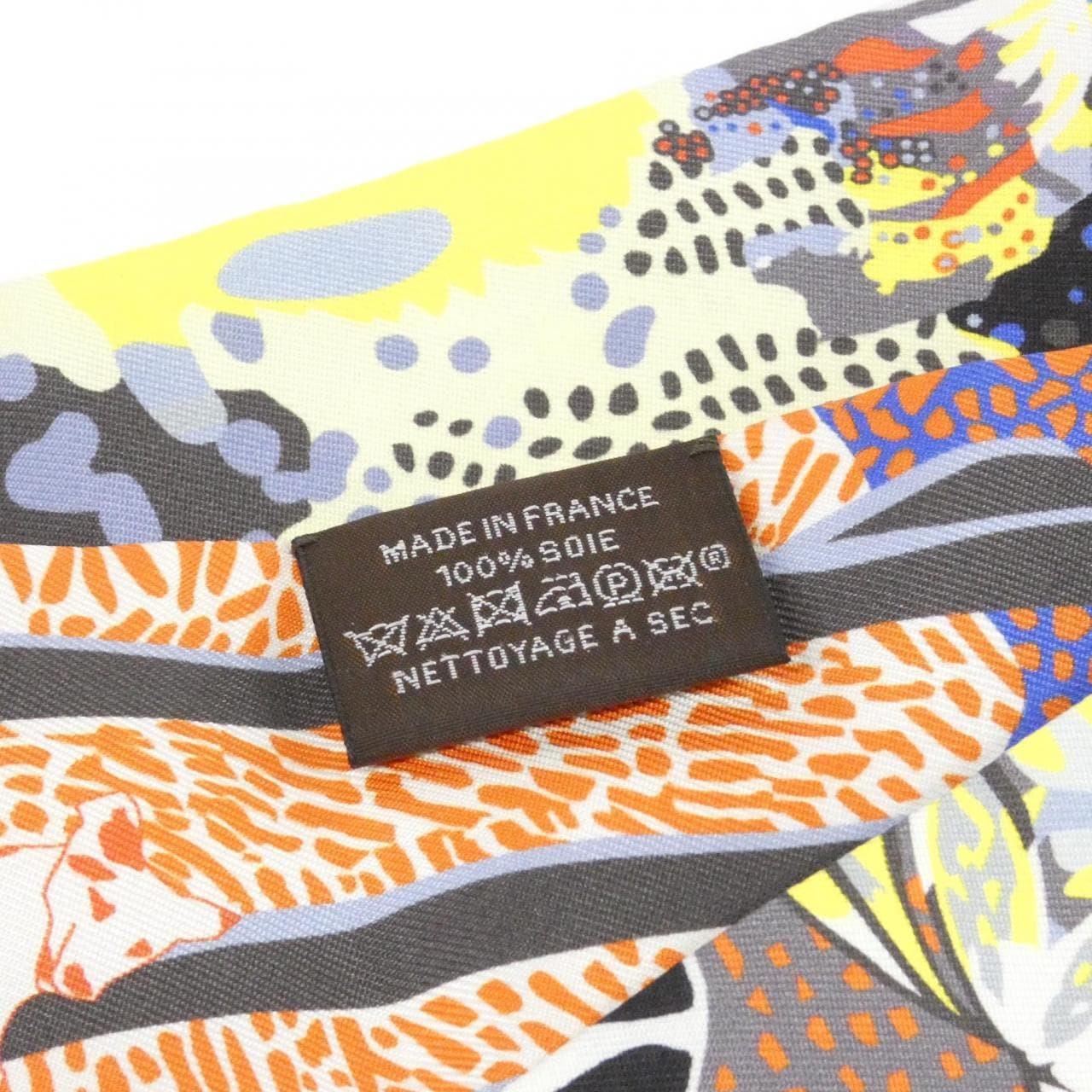 エルメス EN LIBERTE ツイリー 063911S スカーフ