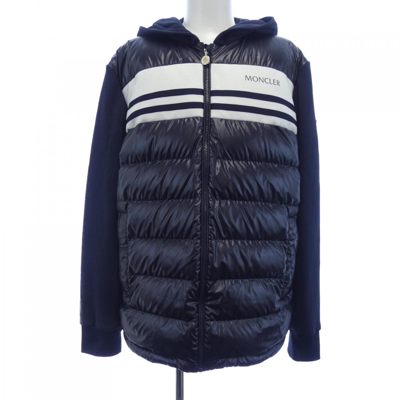 モンクレール MONCLER ダウンジャケット