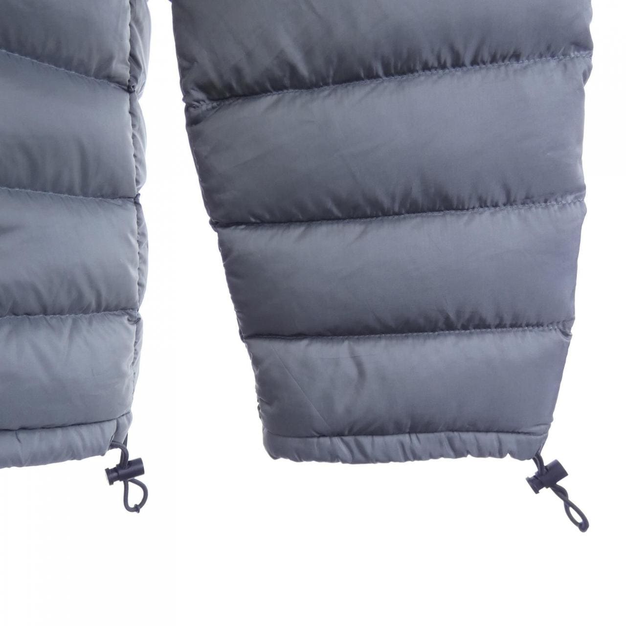 ミュウミュウ MIU MIU MIU MIU ロゴ ML1347 SOOO 1754 ダウンジャケット