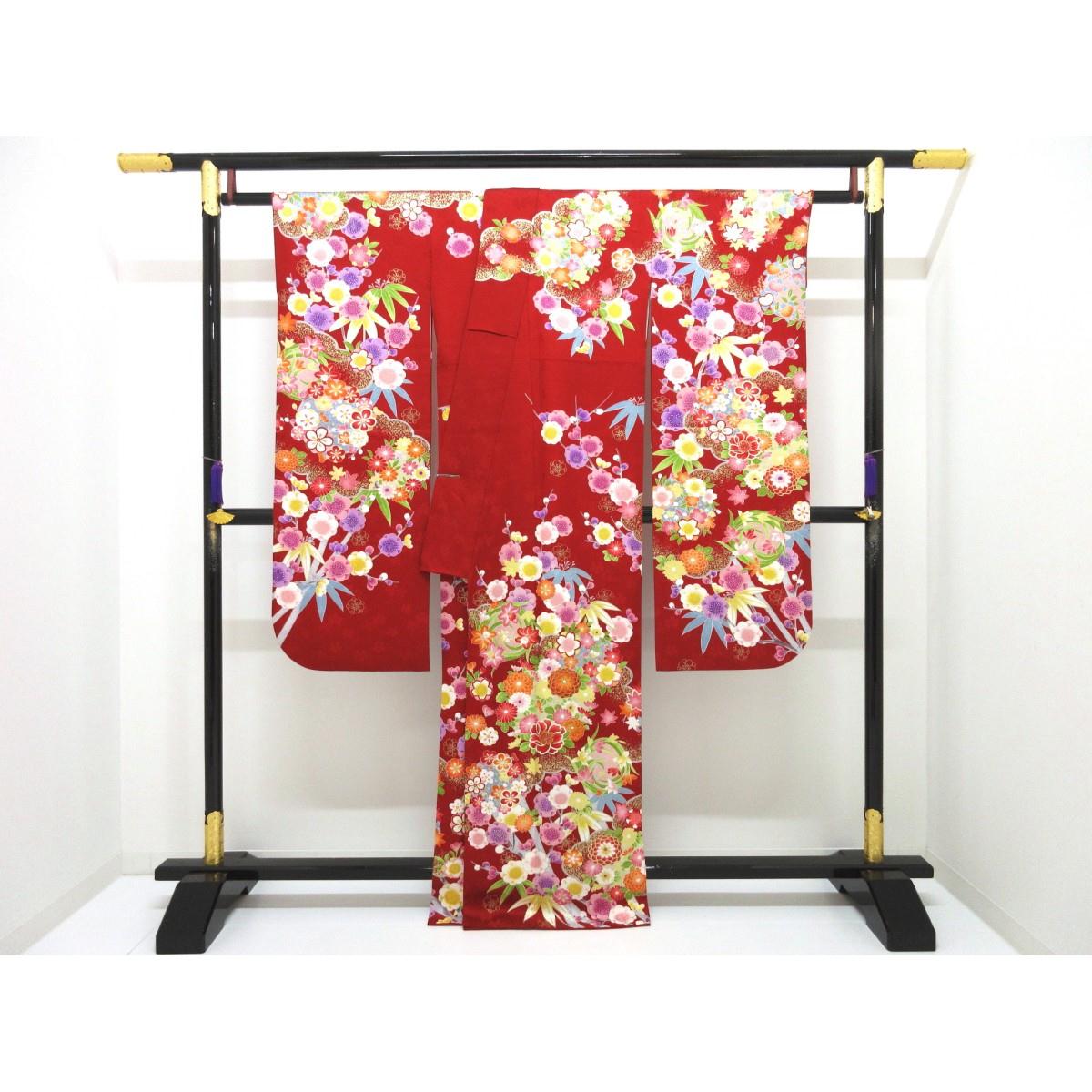 振袖　友禅金彩加工　刺繍入り