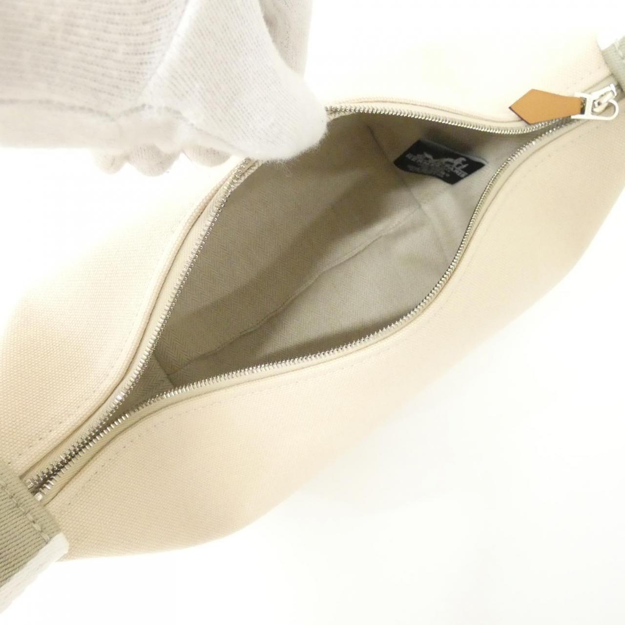 エルメス ブリッド ア ブラック PM 103222M ポーチ