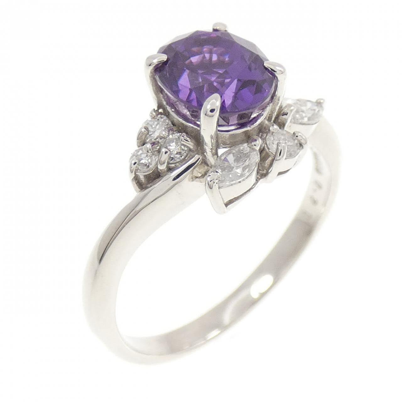 PT900 サファイヤ リング 1.800CT