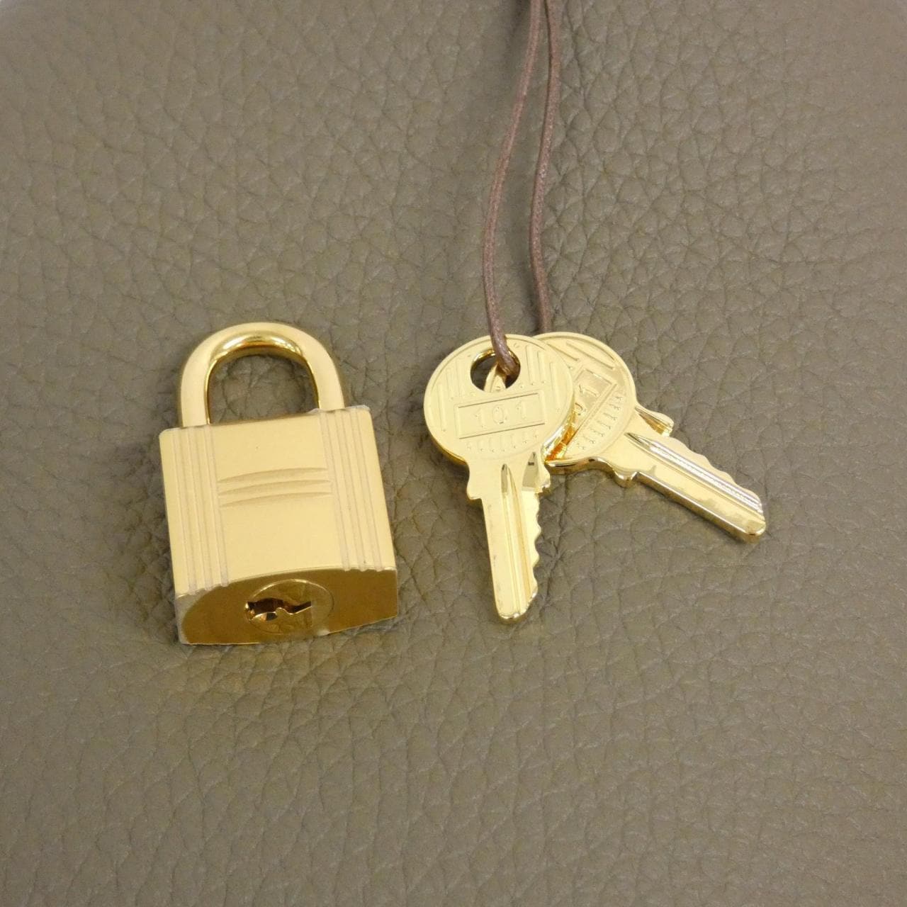 エルメス ピコタン ロック PM 056289CC バッグ