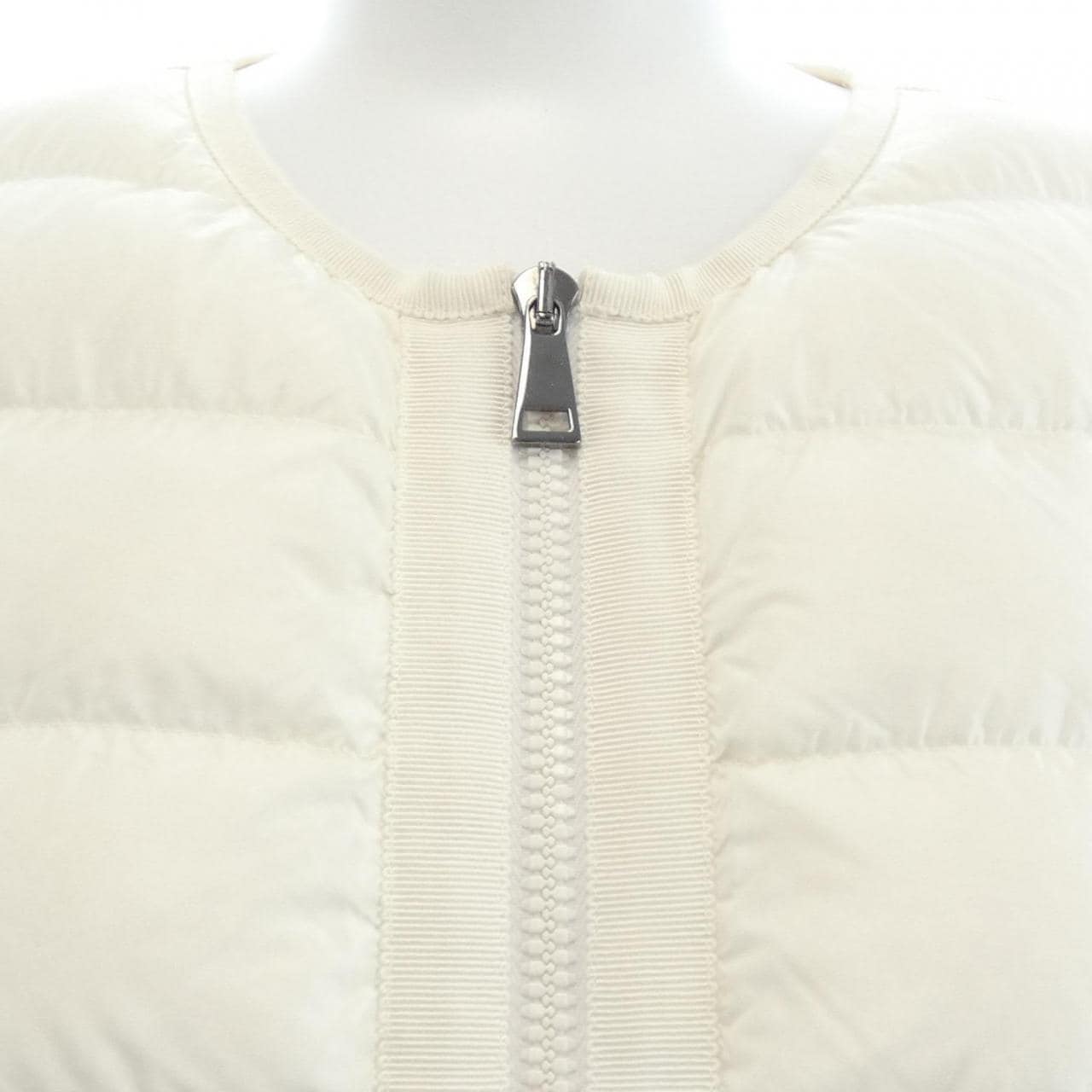 モンクレール MONCLER 20939456400 ダウンジャケット