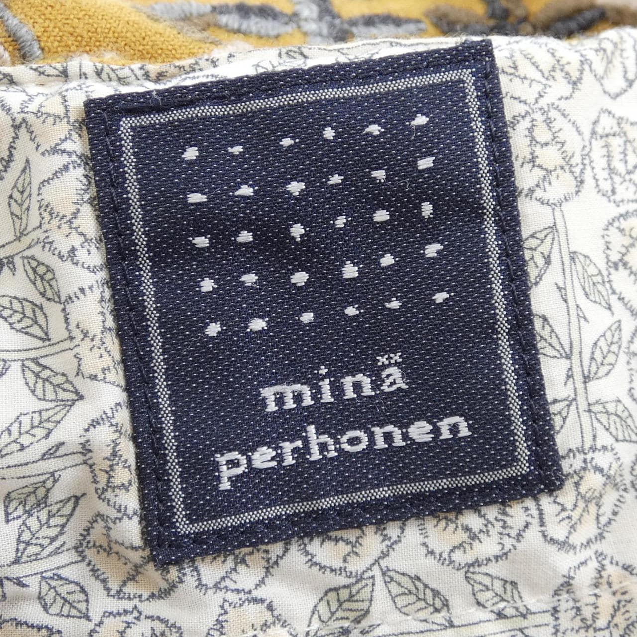 ミナペルホネン mina perhonen BAG