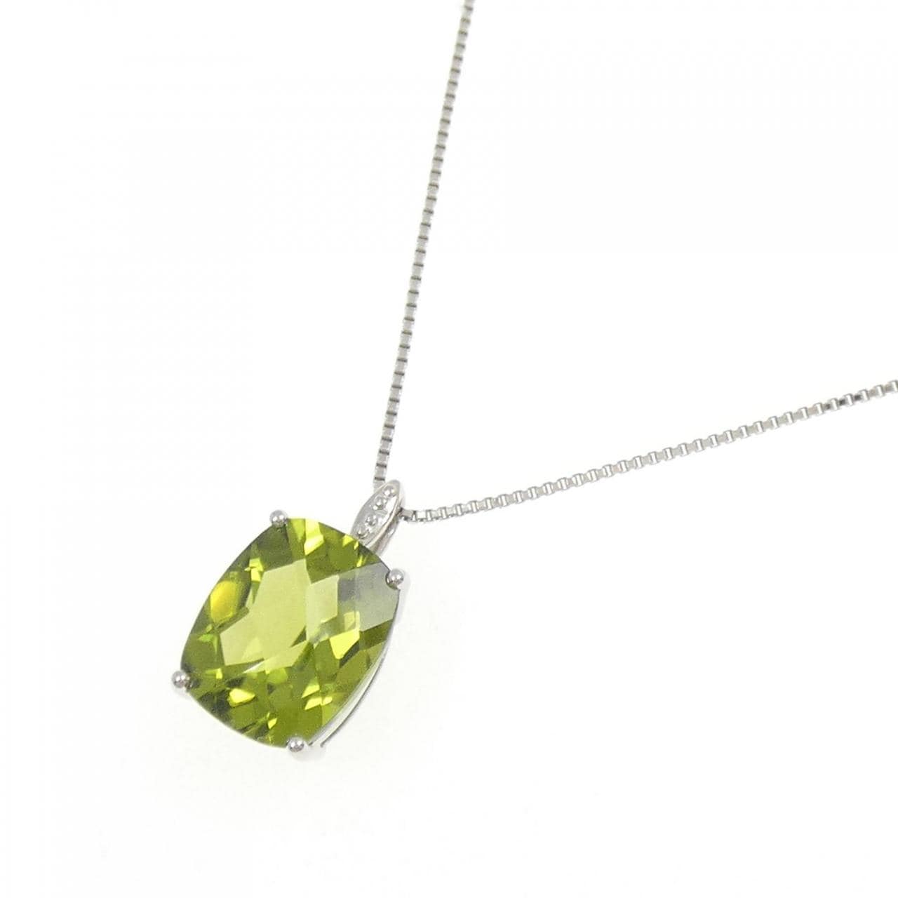 ジーエスティービー ペリドット ネックレス 4.00CT