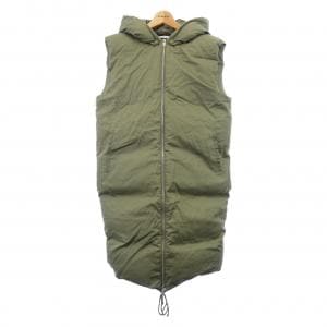 セリーヌ CELINE 2 8W84/038B ダウンベスト