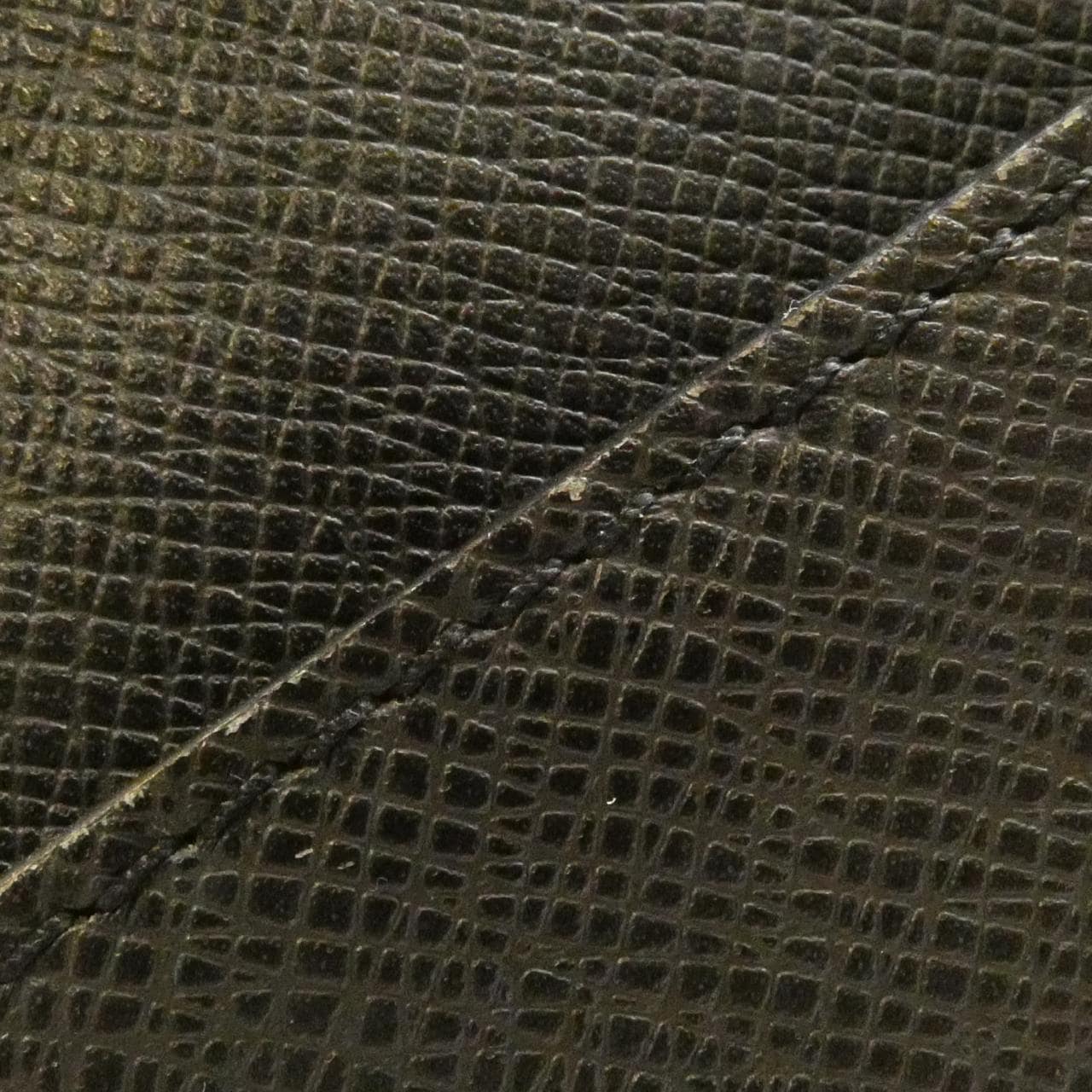 ルイヴィトン タイガ グリゴリ メッセンジャー PM M30238 ショルダーバッグ