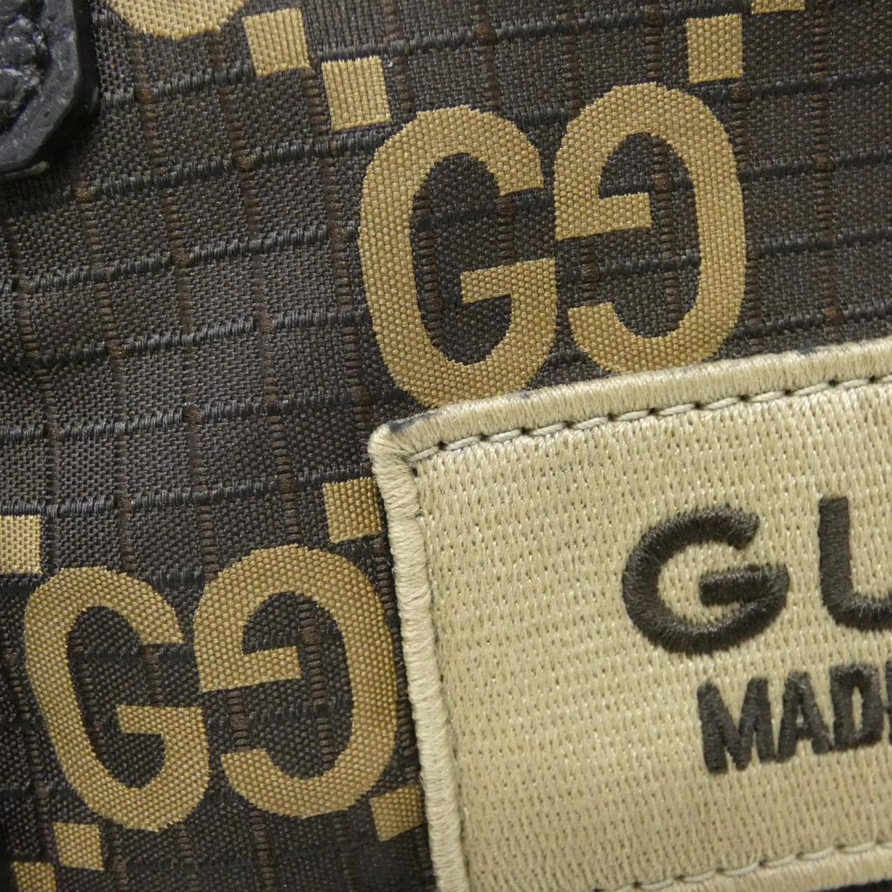 グッチ 767929 FACPM バッグ