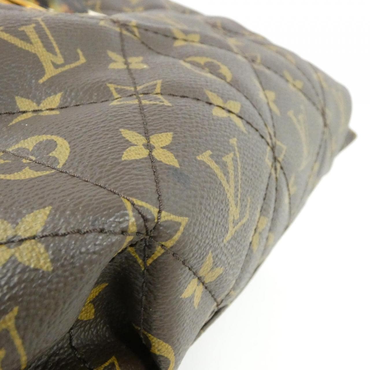 LOUIS VUITTON Monogram Exotic Tote MM N90311 包款
