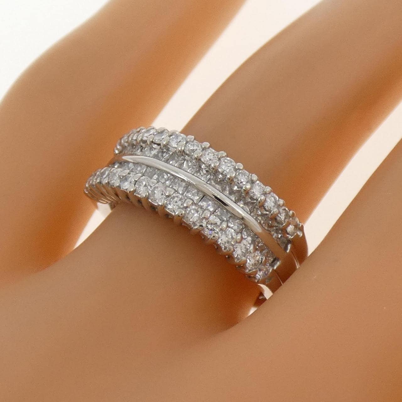 PT900 ダイヤモンド リング 1.02CT