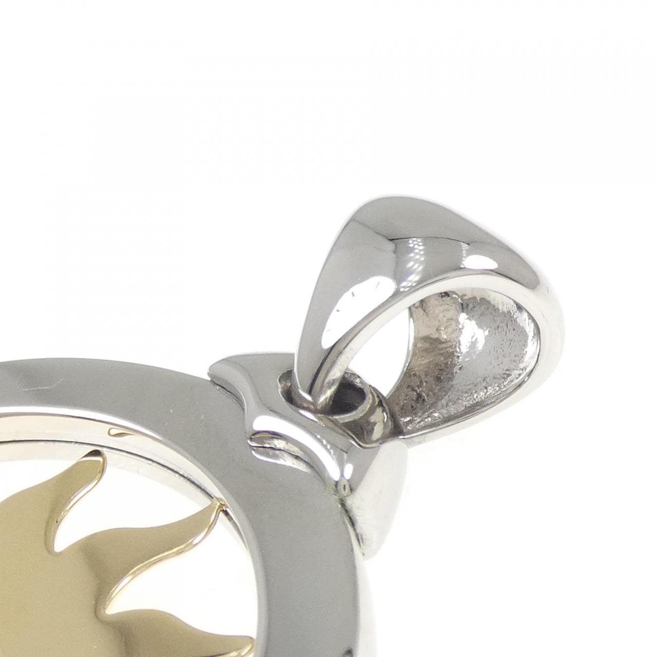 ブルガリ トンド サン ペンダント