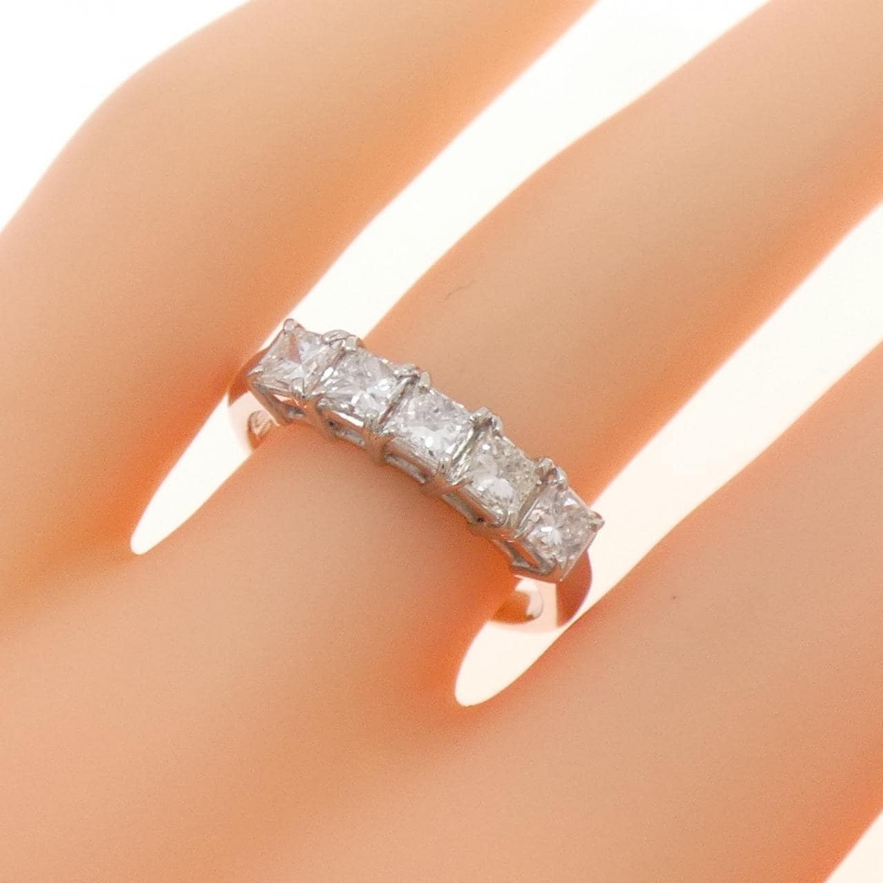 PT900 ダイヤモンド リング 1.00CT