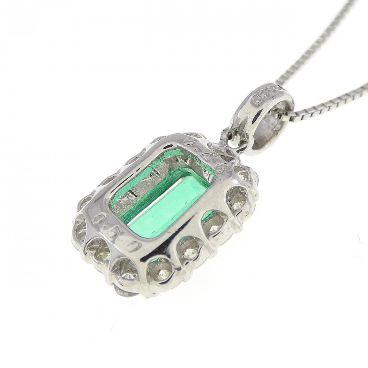 PT emerald necklace 0.50CT