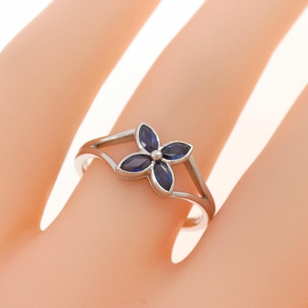 ティファニー ビクトリア リング