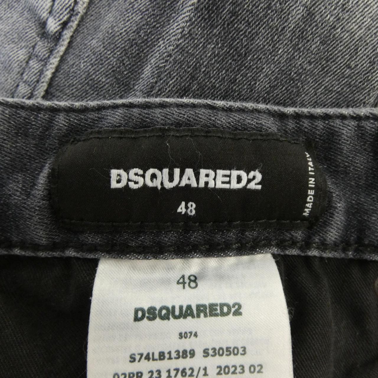 ディースクエアード DSQUARED2 S74LB1389 ジーンズ