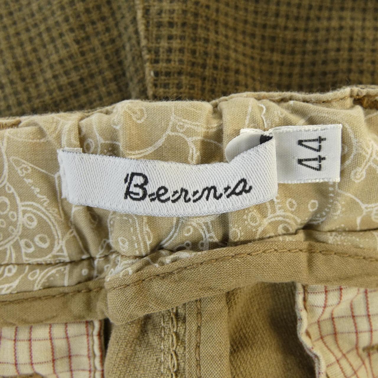 BERNA パンツ