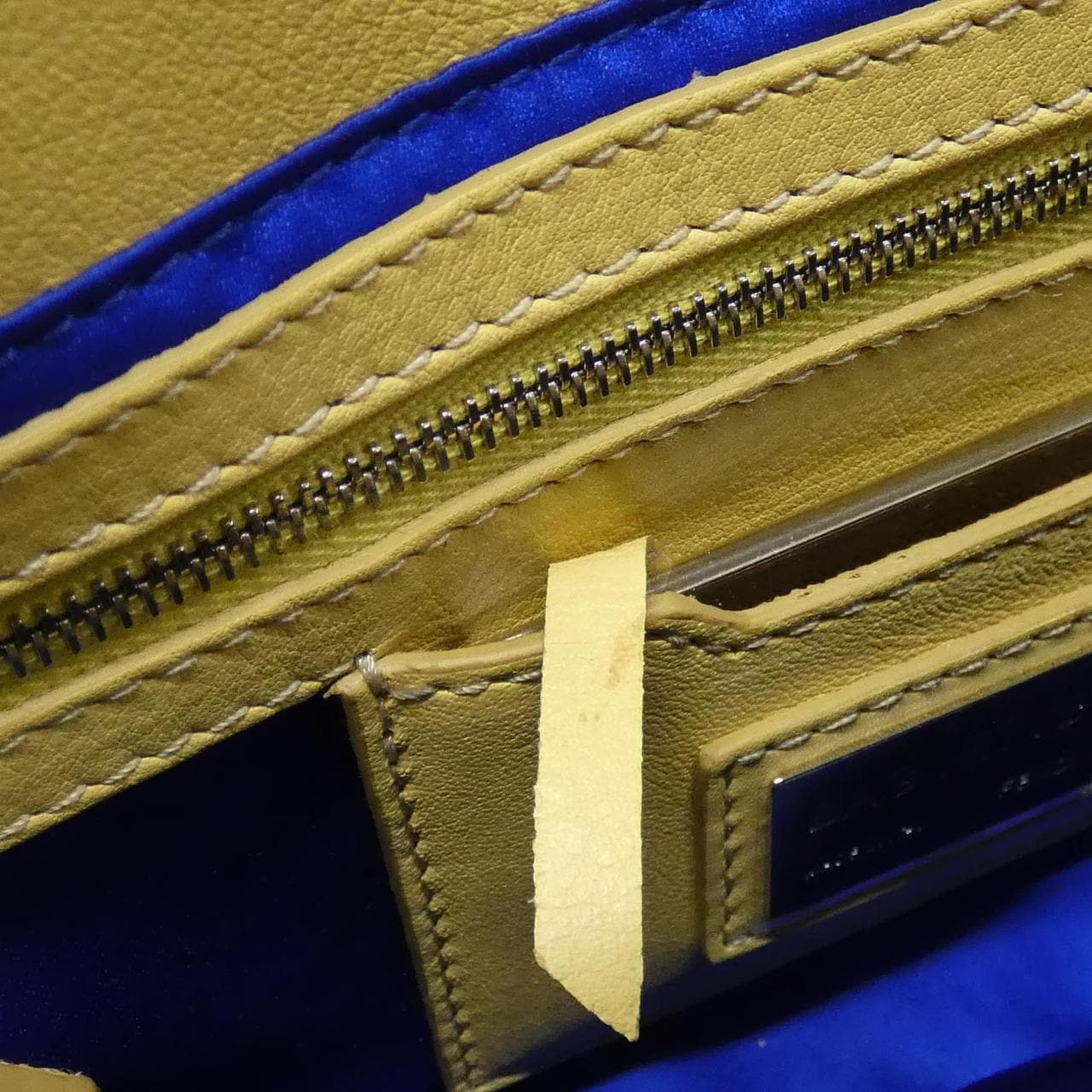 フェンディ バゲット 8BR600 43G ショルダーバッグ