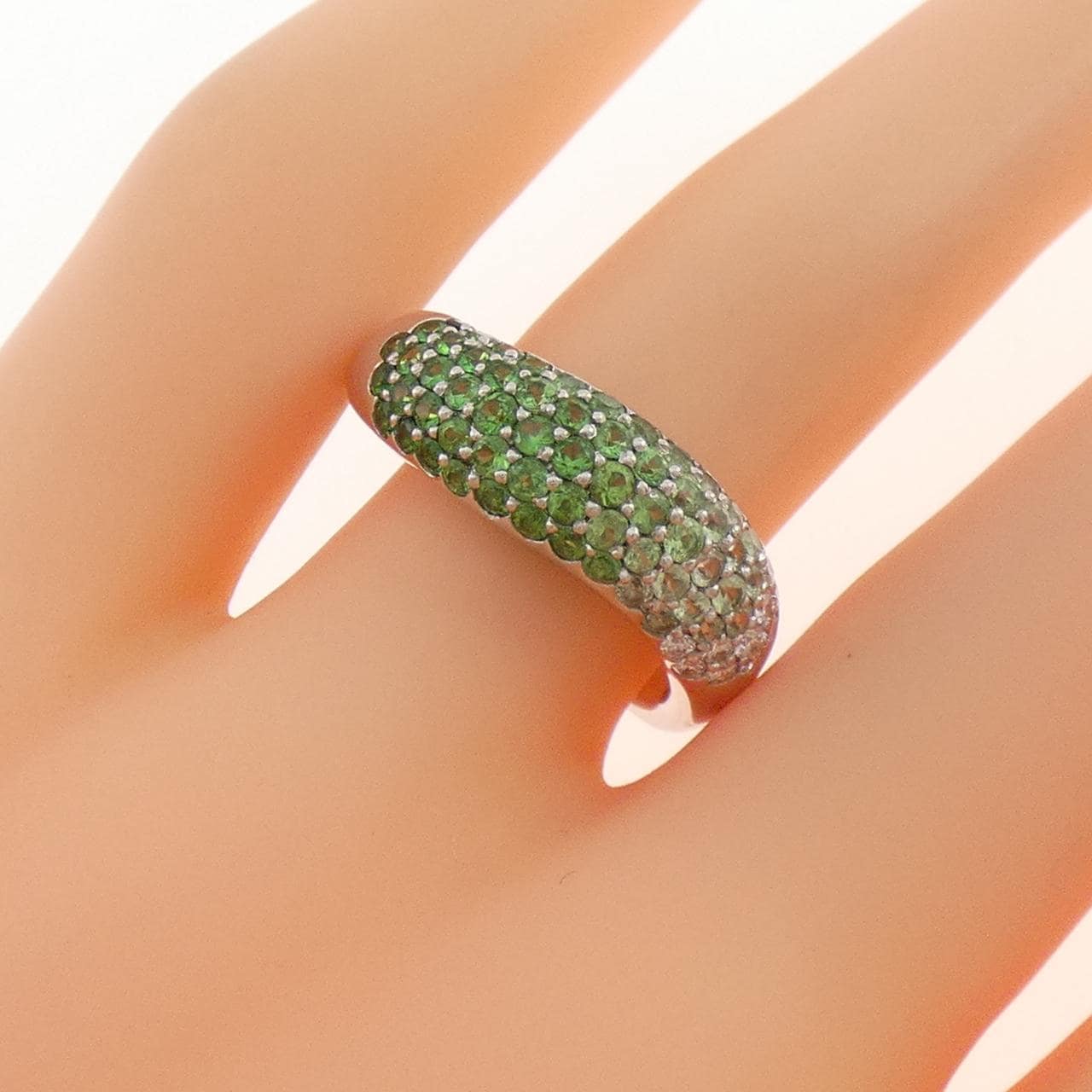 K18WG グリーンガーネット リング 1.14CT