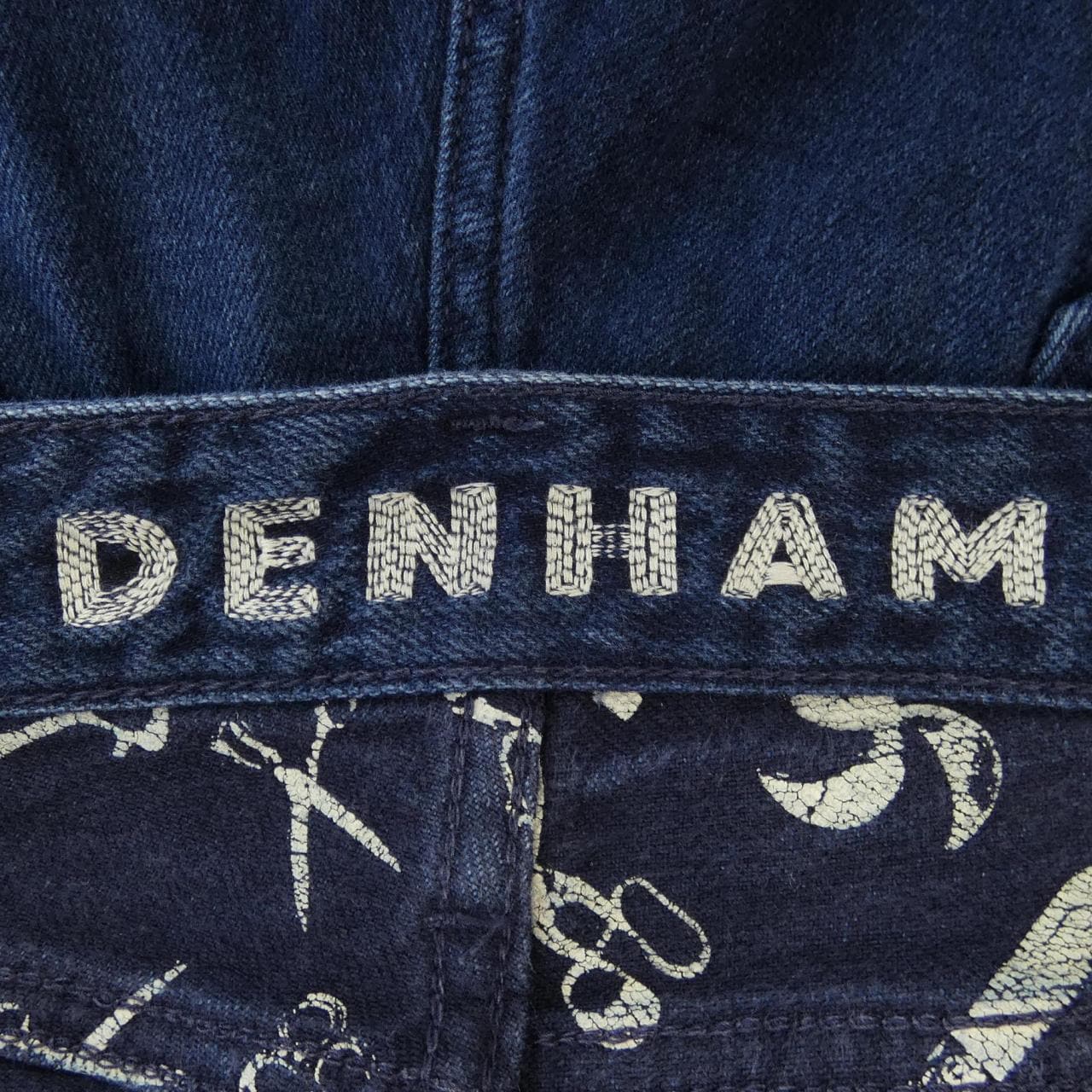 丹汉姆DENHAM牛仔裤