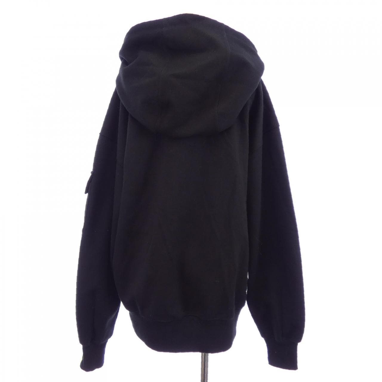メゾンキツネ MAISON KITSUNE ADERERROW パーカー