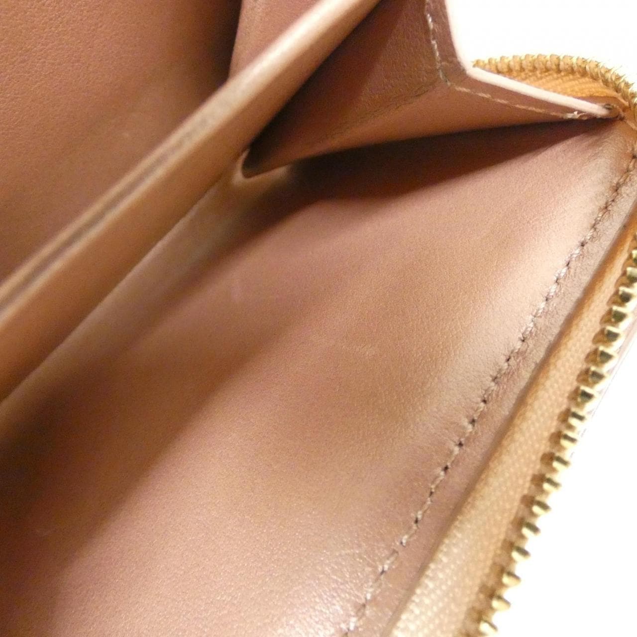 ルイヴィトン クッサン ポルトフォイユ ルー M81673 財布