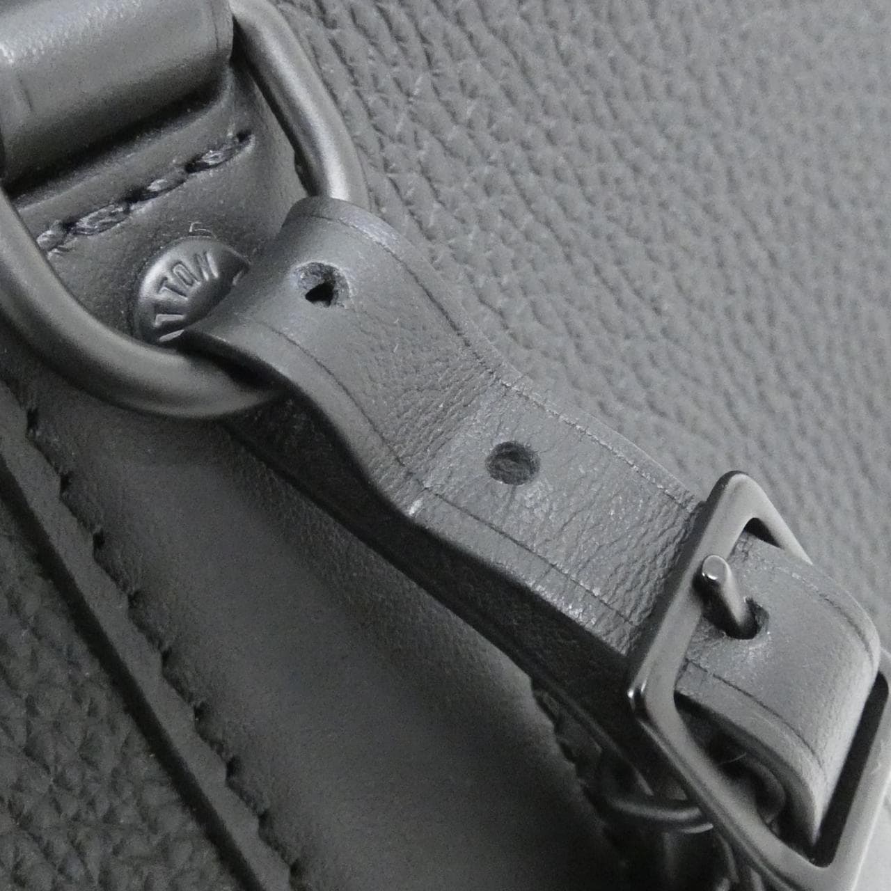 ルイヴィトン ダミエ ディストーテッド シティ キーポル M57417 ショルダーバッグ