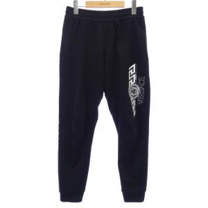 ヴェルサーチェ VERSACE パンツ