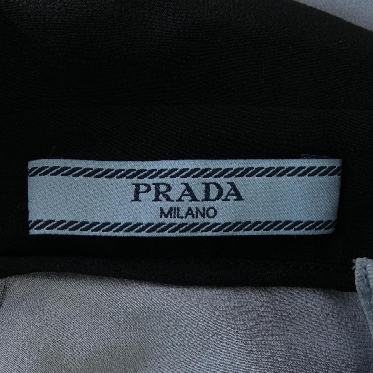 プラダ PRADA トップス