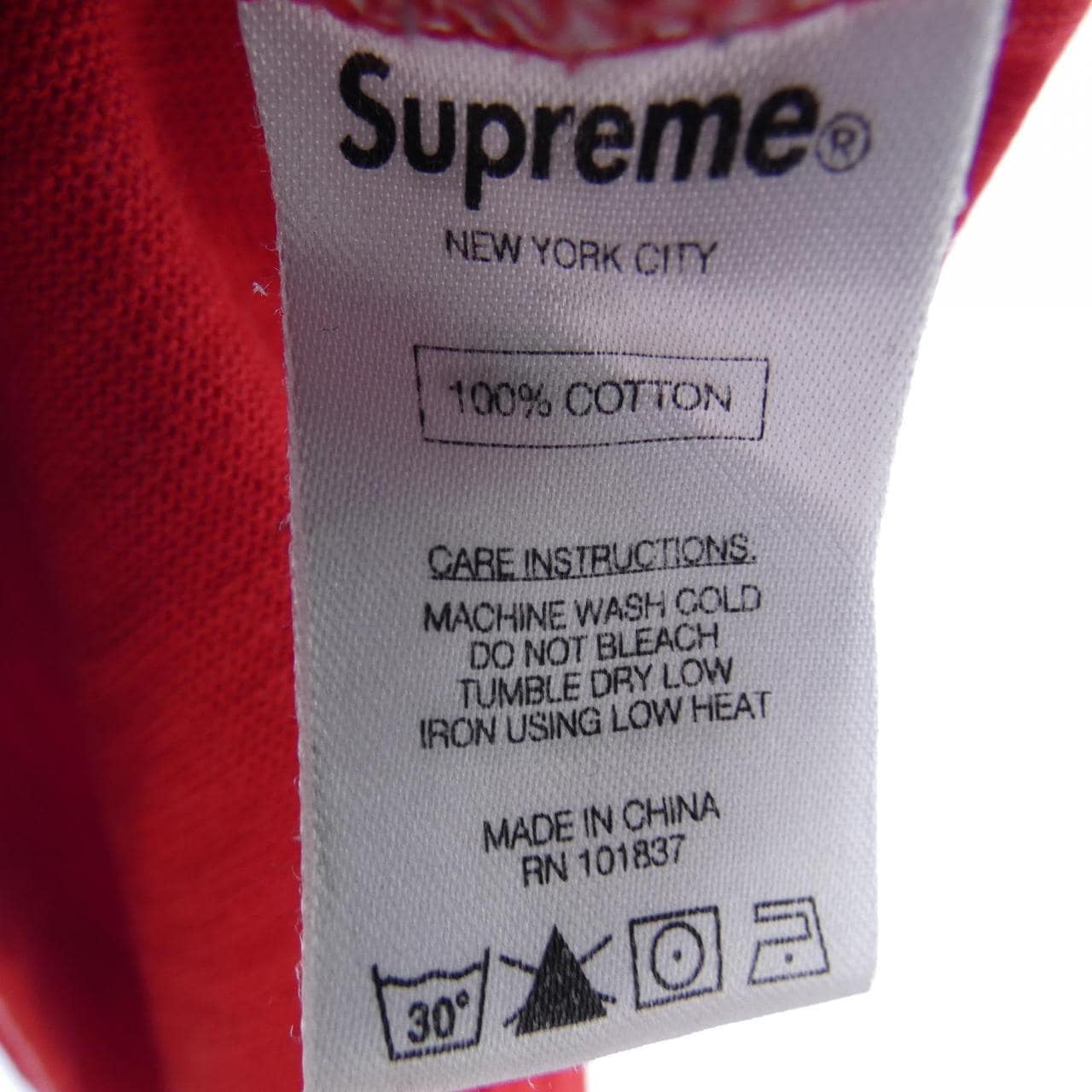 SUPREME Supreme T-shirt